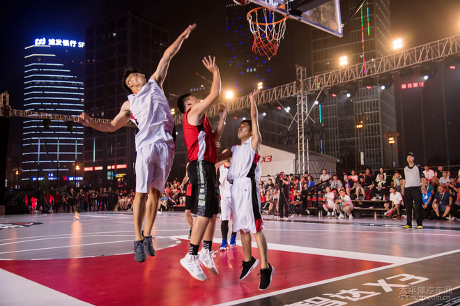 对勒沃库森 对勒沃库森