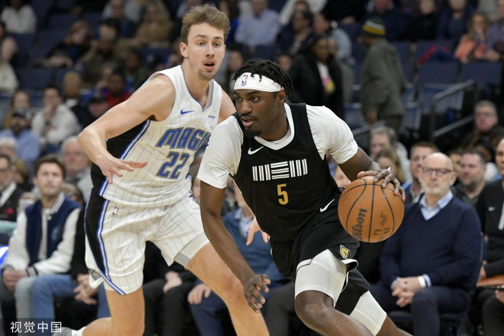 他还强调年 他还强调年