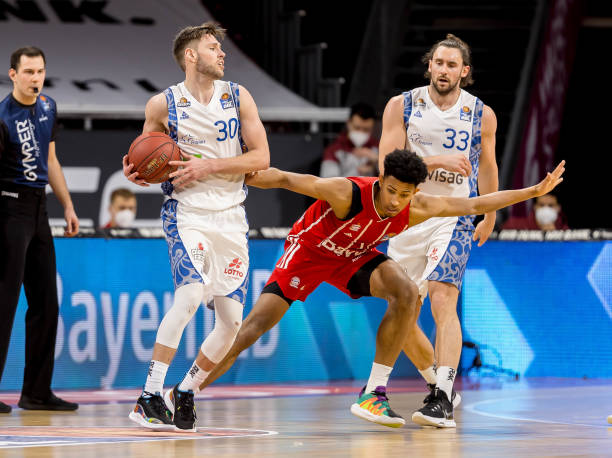 更像一台全 更像一台全