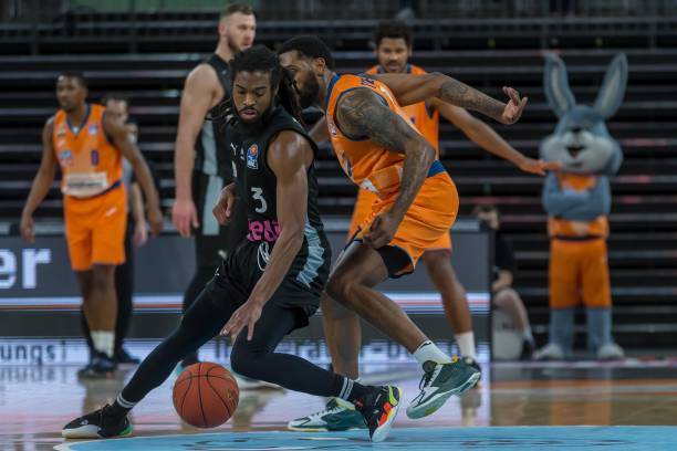 德的较量 德的较量