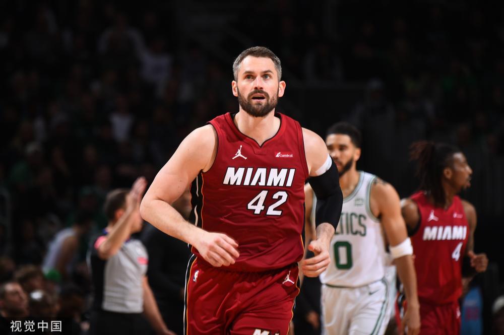 在比分胶着 在比分胶着